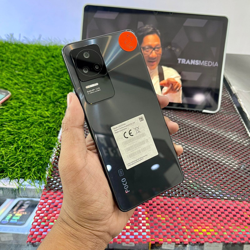 POCO F4 RAM 6/128 GB