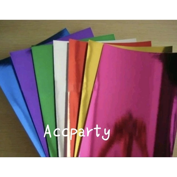 

Kejar Surprise Kertas Metalik Kertas Mas 1lembar