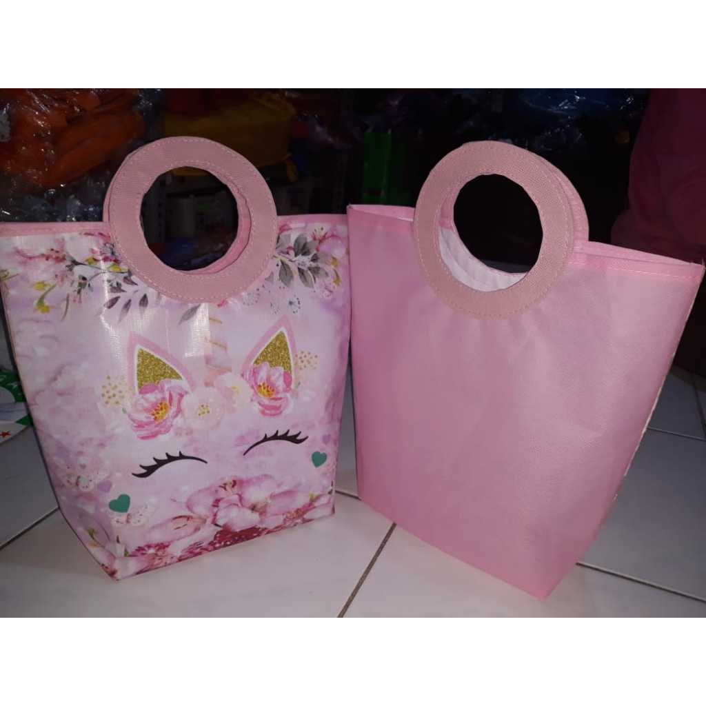 

TAS GAGANG BULAT ULANG TAHUN ANAK FREE DESAIN