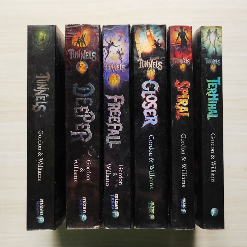 (Preloved) Tunnels Series (Tunnels, Deeper, Freefall, Closer, Spiral, Terminal) - Gordon & William
