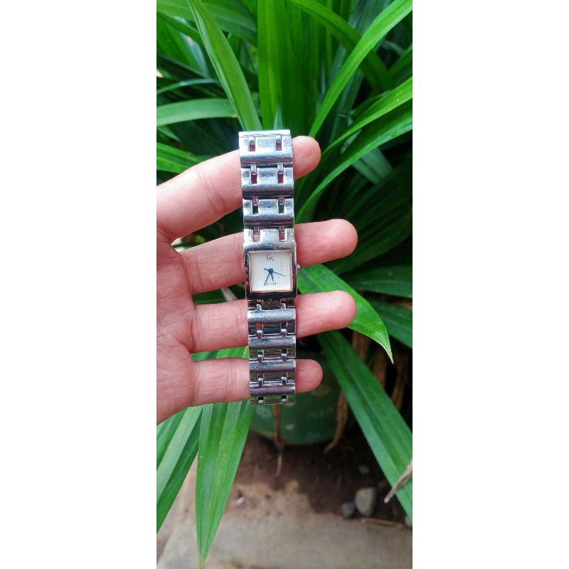 jam tangan GC guess collection