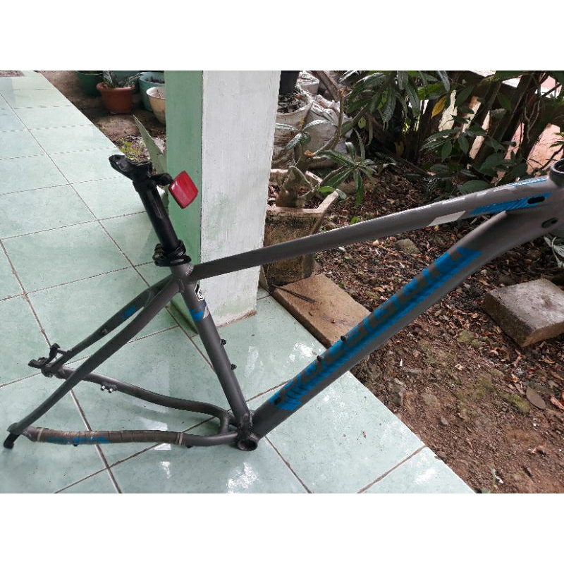 Frame polygon xtrada 5