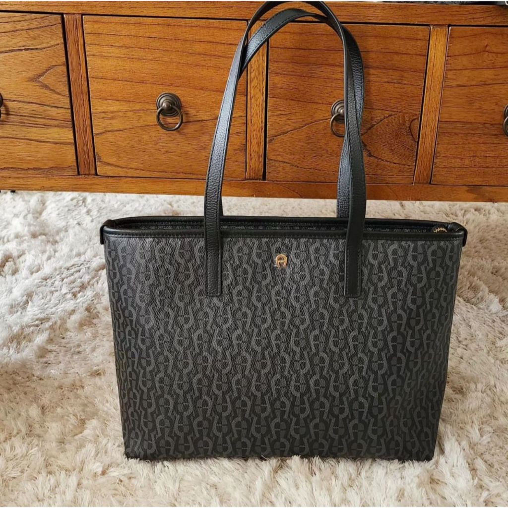 Aigner Tote Bag