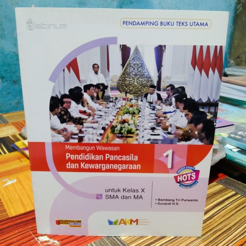 Membangun Wawasan Pendidikan Pancasila Dan Kewarganegaraan PPKn SMA Kelas X  Kurikulum 2013 AKM Bamb