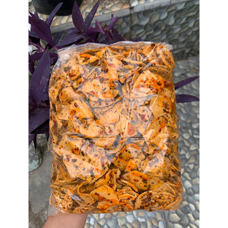 

Basreng nyikruh pedas gurih daun jeruk