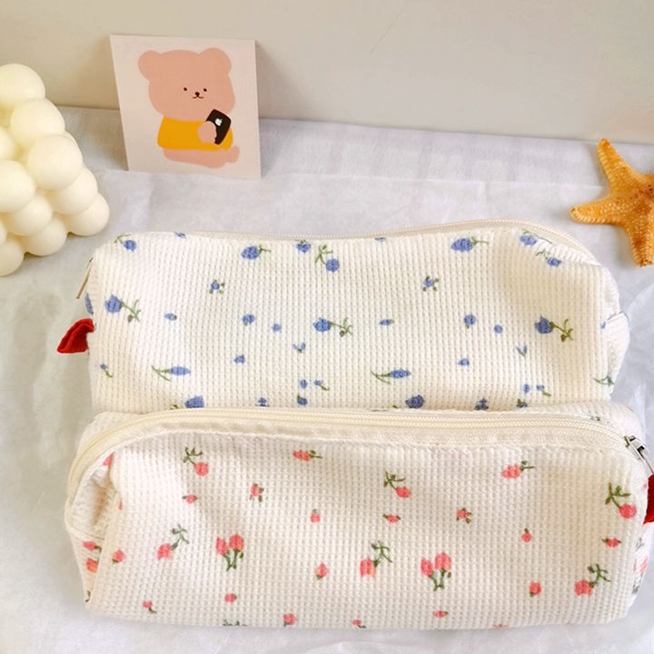 

MEGA SALE Mismi Alice Pencil Case Kotak Pensil Sekolah Motif Little Flower Perempuan Trendy PC2A