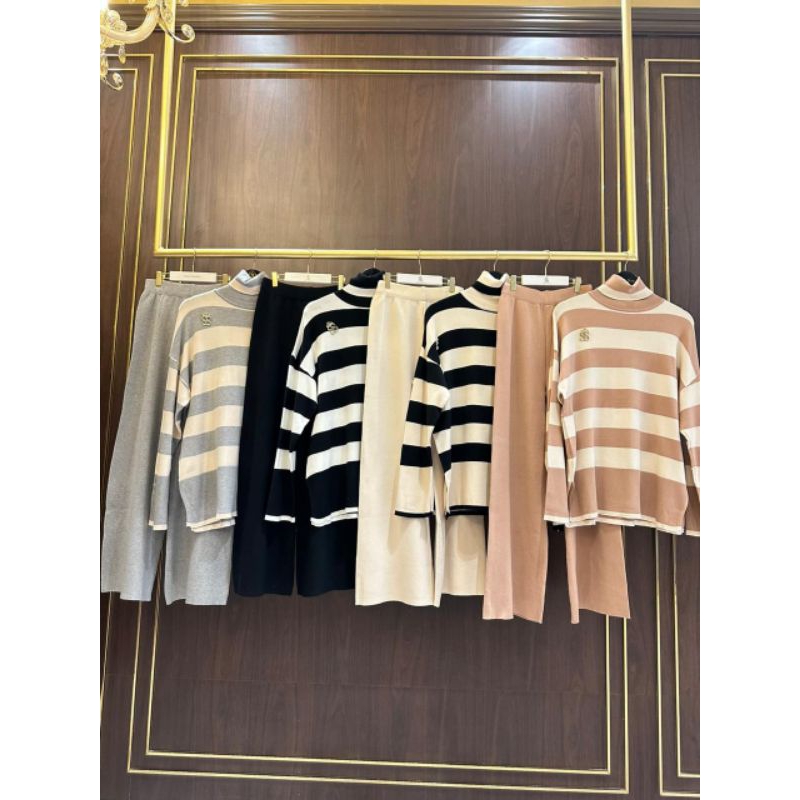 One Set Rajut Salur by. Shella Saukia