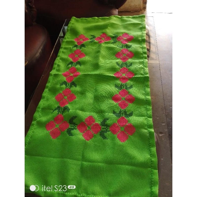 taplak meja tamu (loper)