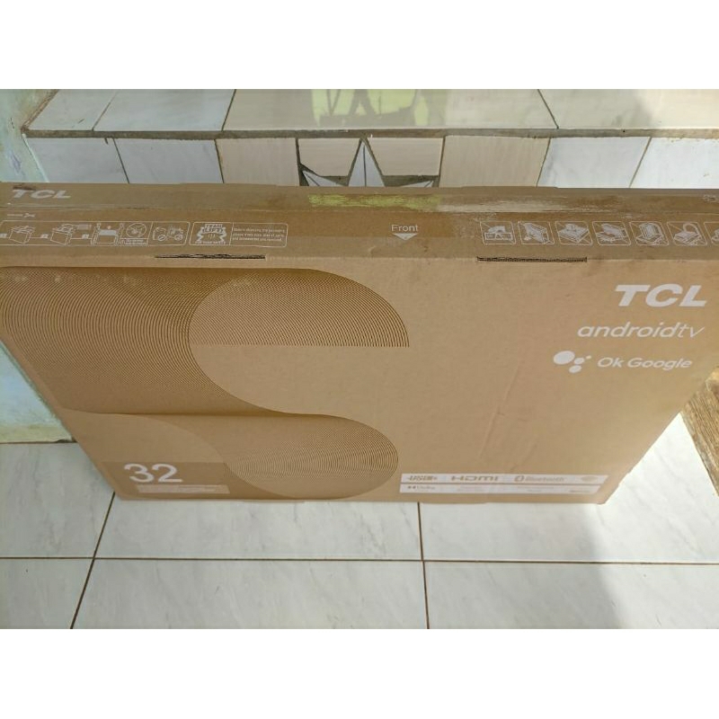 TCL 32 inch Smart TV Android 11