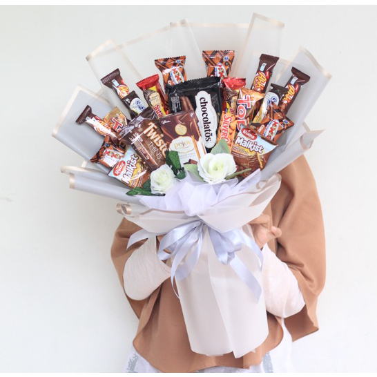 

buket snack mix bunga | buket coklat | hadiah sidang | wisuda | seminar | graduation