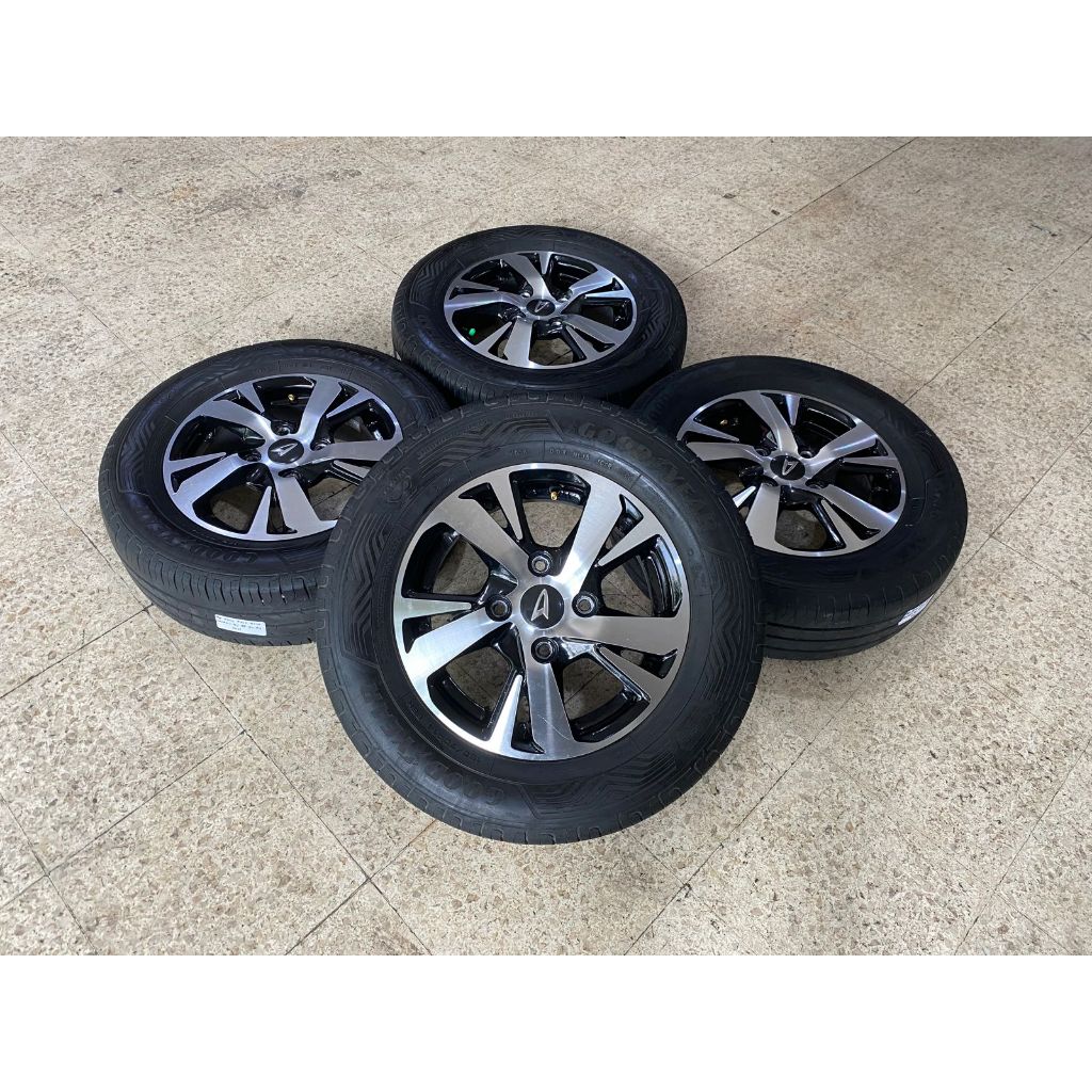 Velg Mobil Bekas Ring 14 REPLIKA XENIA R14X5 4X114,3 ET45 BAN 185 70 R14