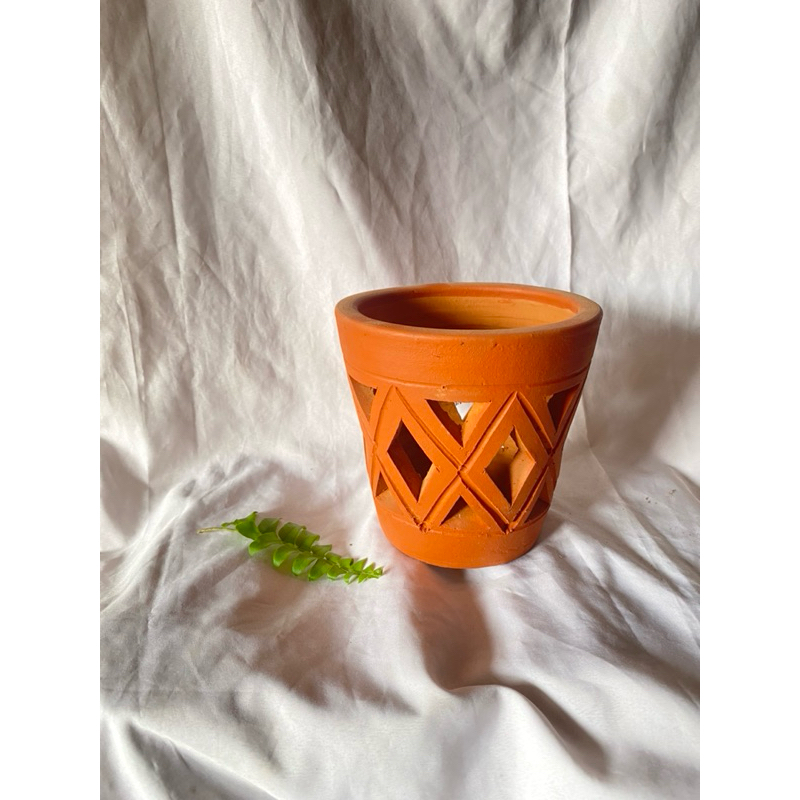 pot bolong layang layang Gerabah tanah liat || D13cm T13cm