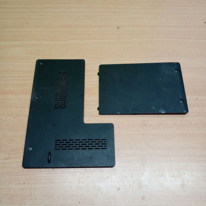 Tutup Casing Ram + Hdd Hardisk Laptop Toshiba Satellite L745