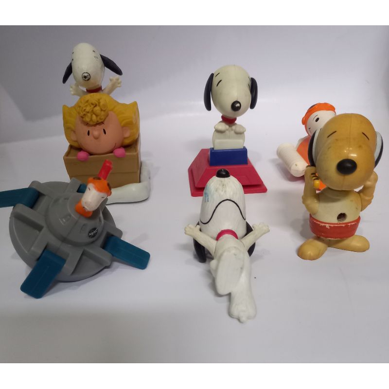 mainan bekas mcd snoopy