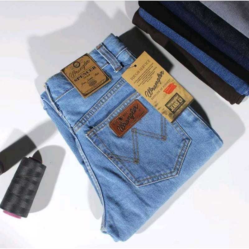 Celana jeans panjang pria wrangler regural fit straight murah warna hitam black brown Cream garment 
