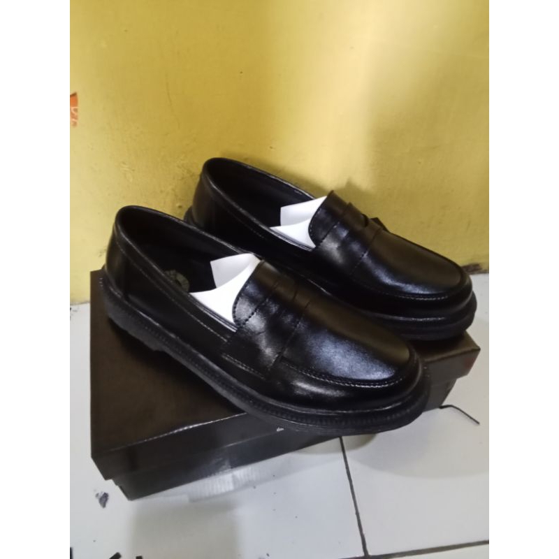 Sepatu Docmartens Sepatu Pria Sepatu Slip-on Sepatu Formal