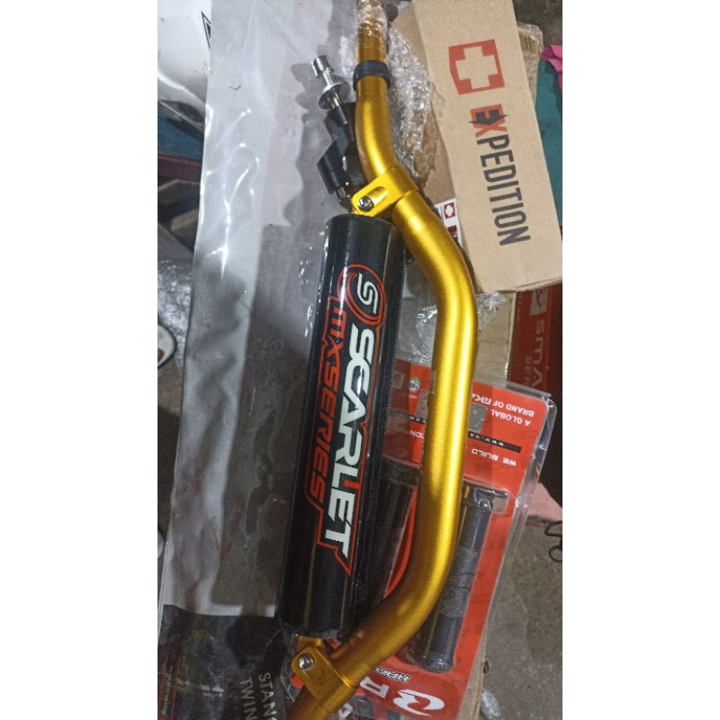 stang scarlet + raiser Expedition+grip rcb