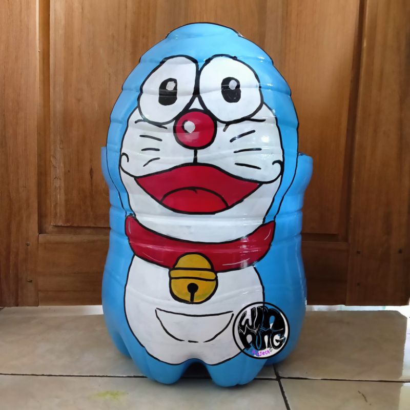 Sekar_Jenaka Pot Galon Le Mineral/ Pot Bunga / Prakarya Pot Botol Bekas / Pot Botol Plastik / Pot