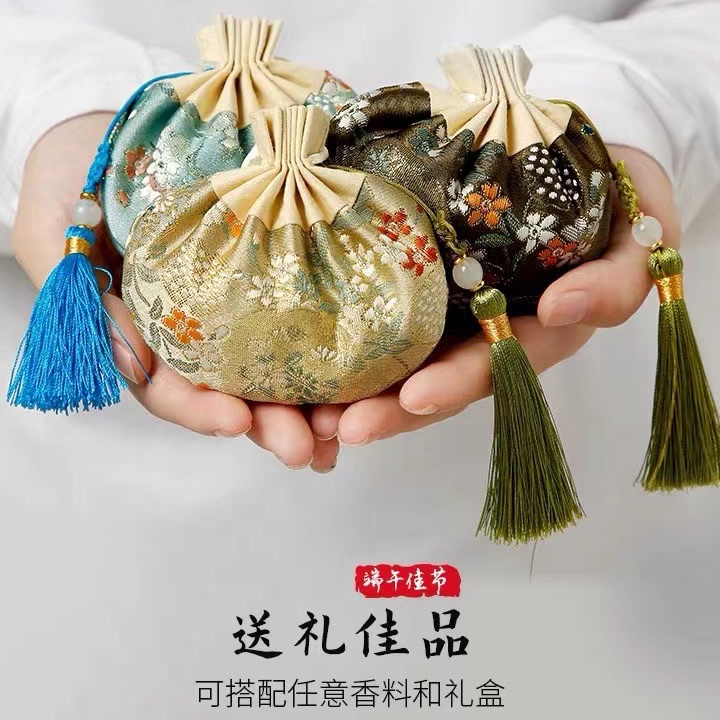 

XG34448 Kantong pouch hampers imlek serut natal bahan velvet