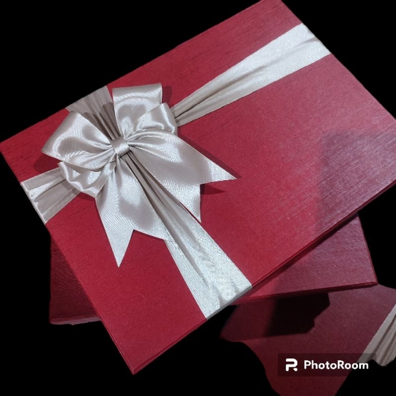 

KOTAK KADO EXCLUSIVE HARDBOX