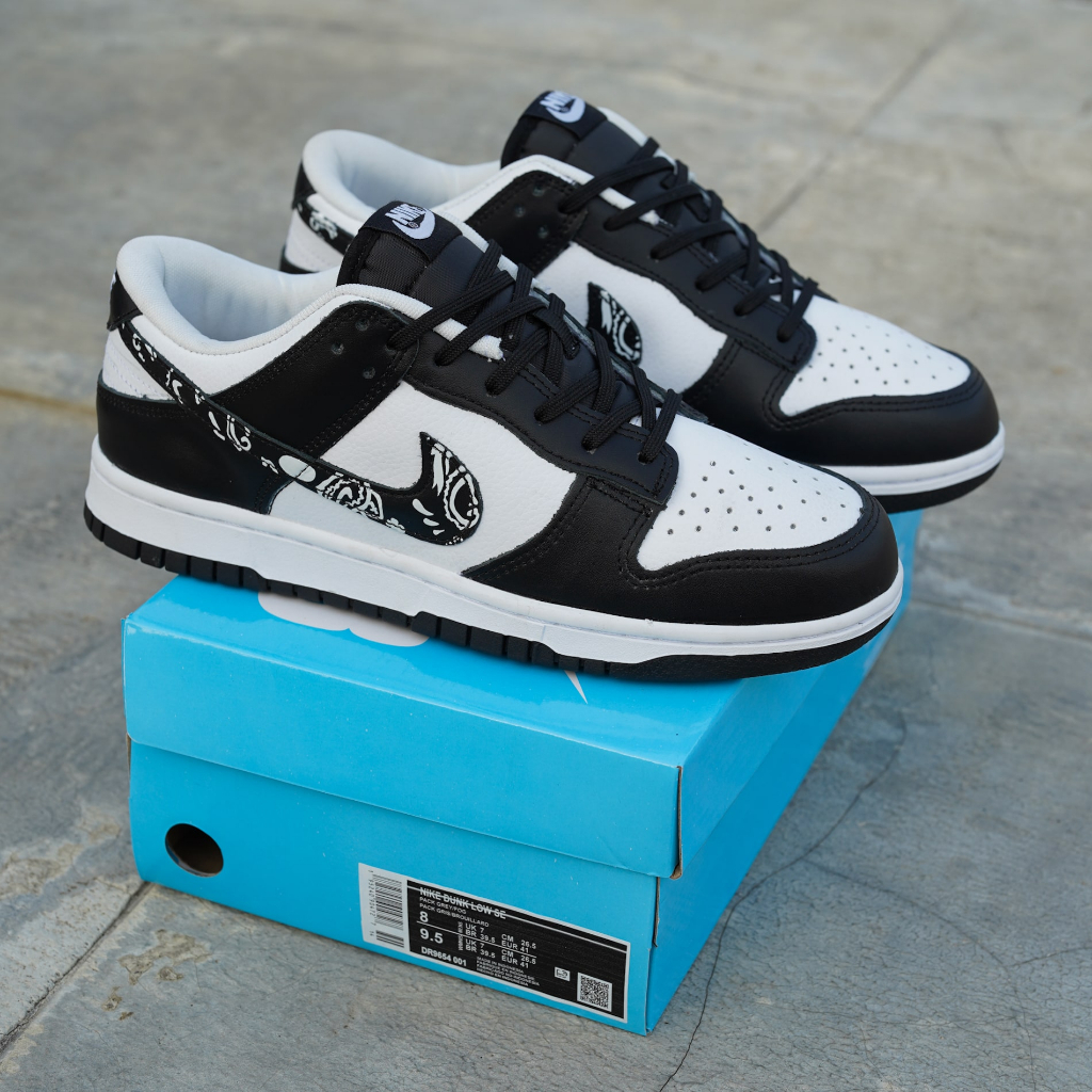 SB DUNK LOW PAISLEY PACK BLACK WHITE SNEAKERS PRIA