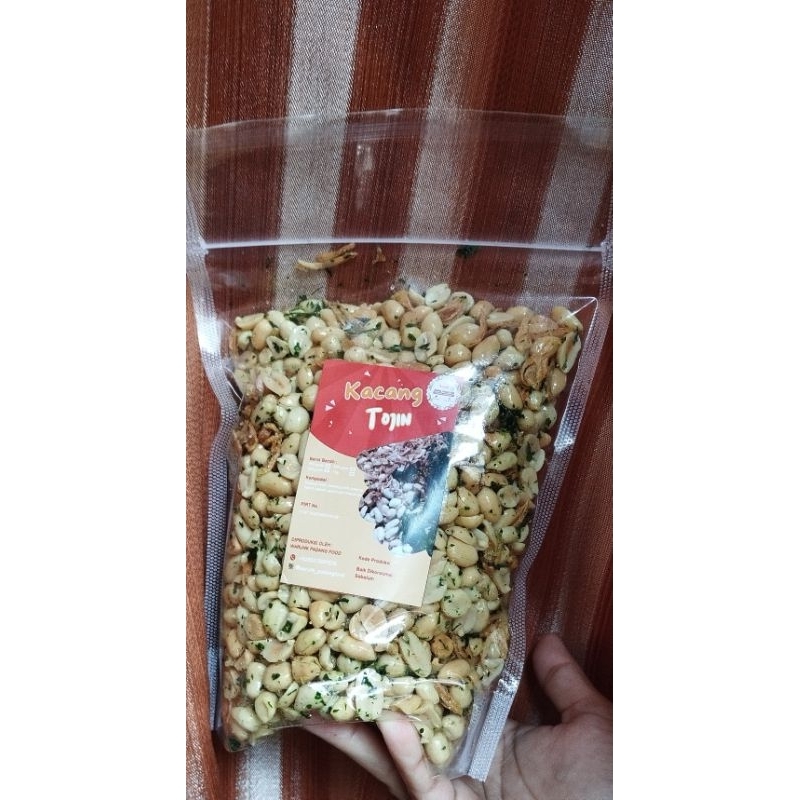 

Kacang Tojin Khas Padang | Kacang Tujin Padang Minangkabau dengan Bawang Goreng dan Seledri Goreng 500 gram