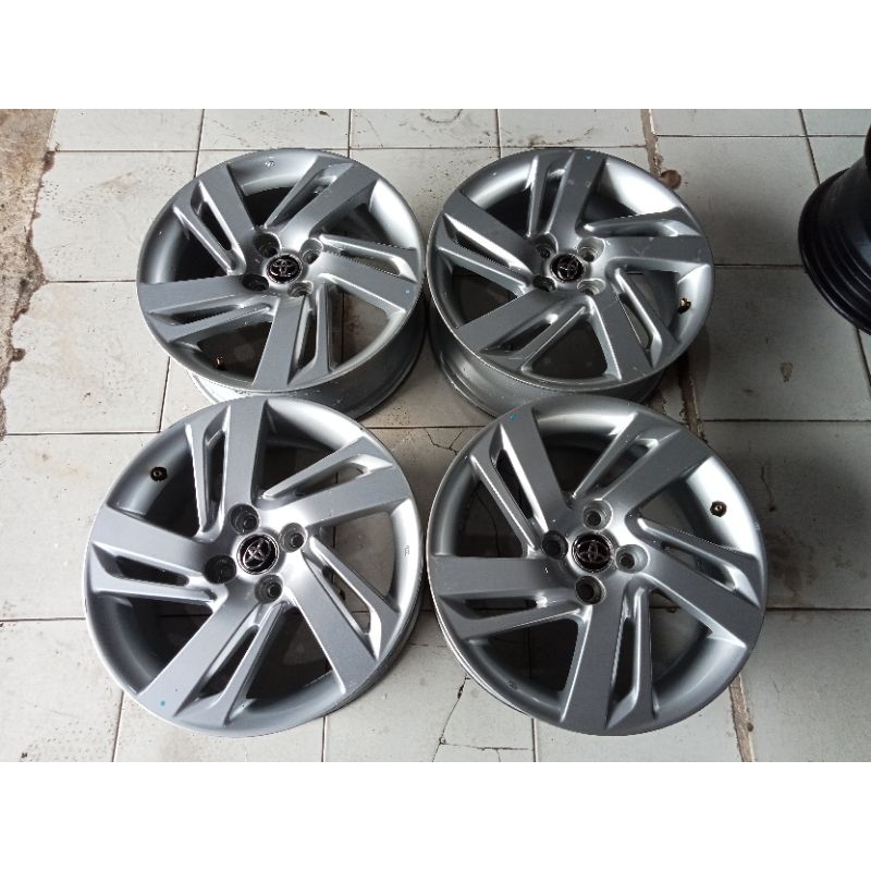 Velg Bekas Oem Raize ring 16 lebar 6 pcd 4x100