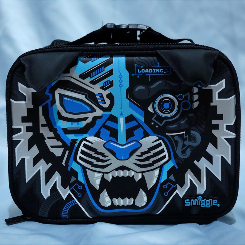 Smiggle Hi There Oblong Attach Lunchbox Blue Black Tiger