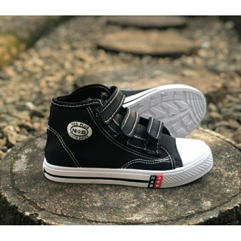 Sepatu Sekolah NB TK SD SMP SMA CEWEK & COWOK