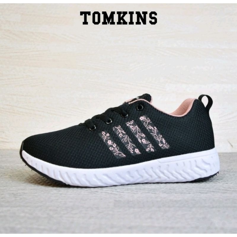 Sepatu Tomkins NOLLY hitam merahmuda untuk wanita