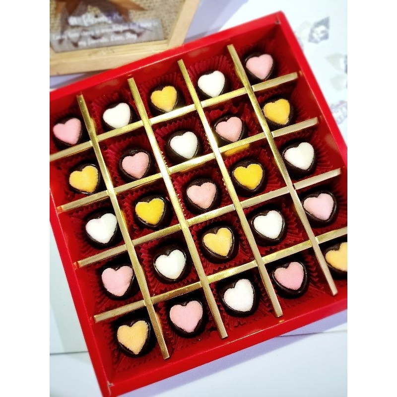 

COKLAT HATI FLAVOURFUL LOVE CHOCOLATE GIFT