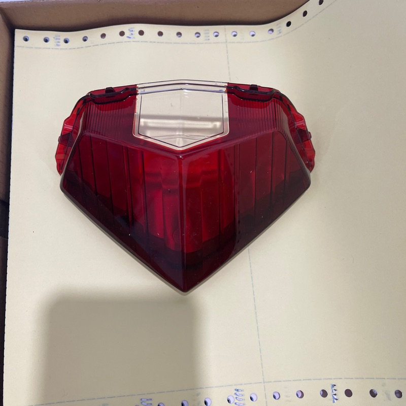 Mika kaca lampu stop belakang vixion new 2012