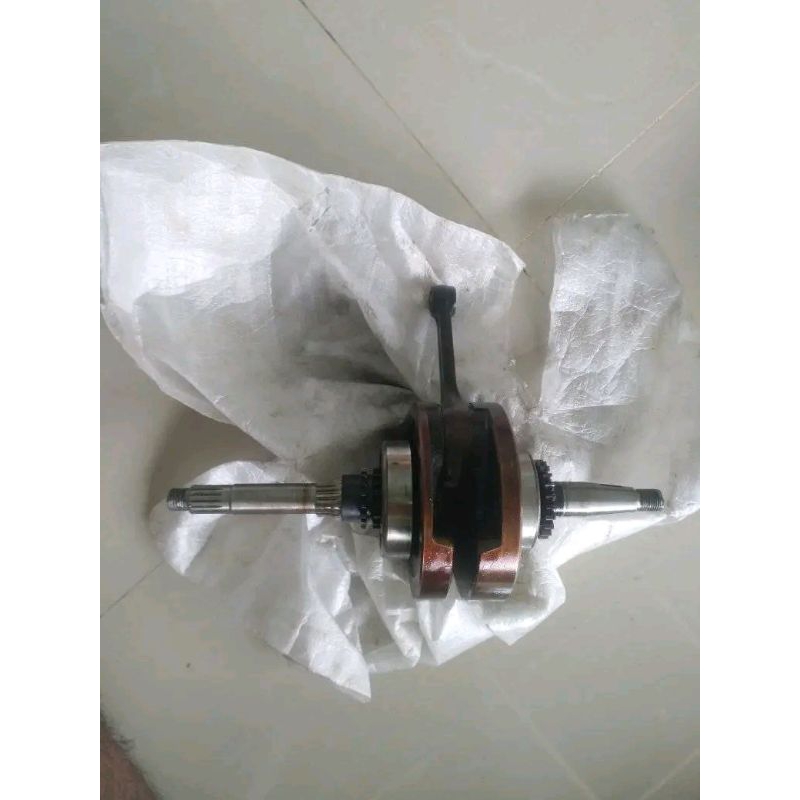 kruk as mio j mio gt Keluarga 54P