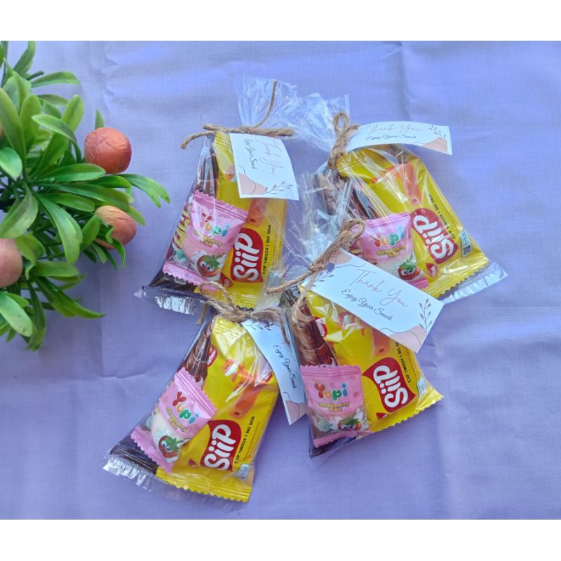 

Mini Gift Snack Murah / Mini Snack / Request Ucapan / Gift Murah