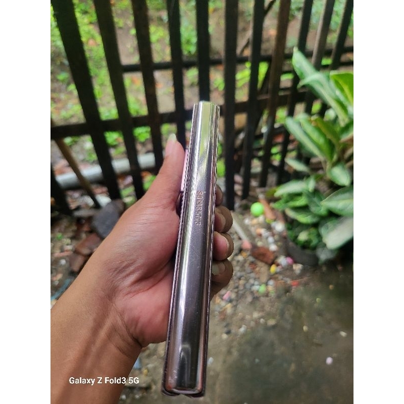 Samsung Z fold2 fold2 minus 256gb