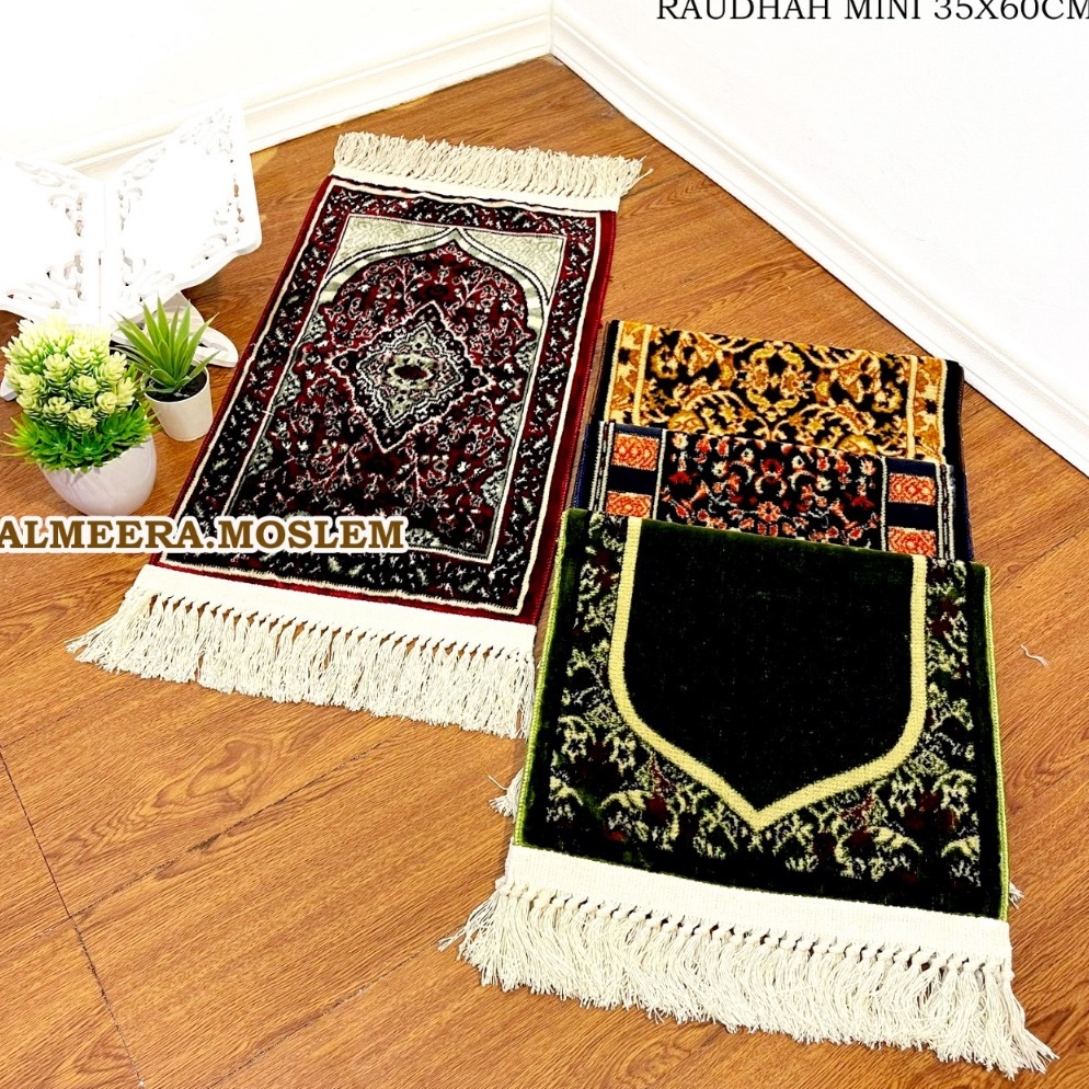 READY STOK  TERBARU SAJADAH KECIL MUKA TEBAL MOTIF RAUDAH HALUS DAN LEMBUT