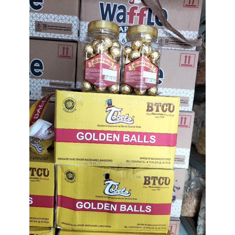 

COKELAT TOBELO GOLDEN BALL 1 DUS ISI 6 TOPLES STOK TERBARU