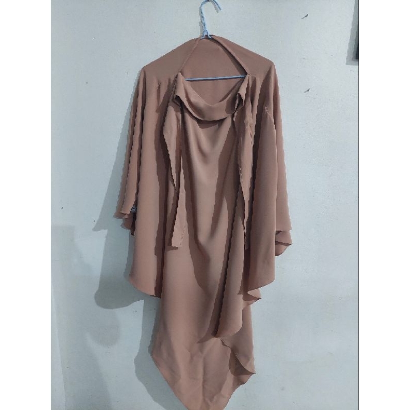 PRELOVED FK HUDA ELMADINA