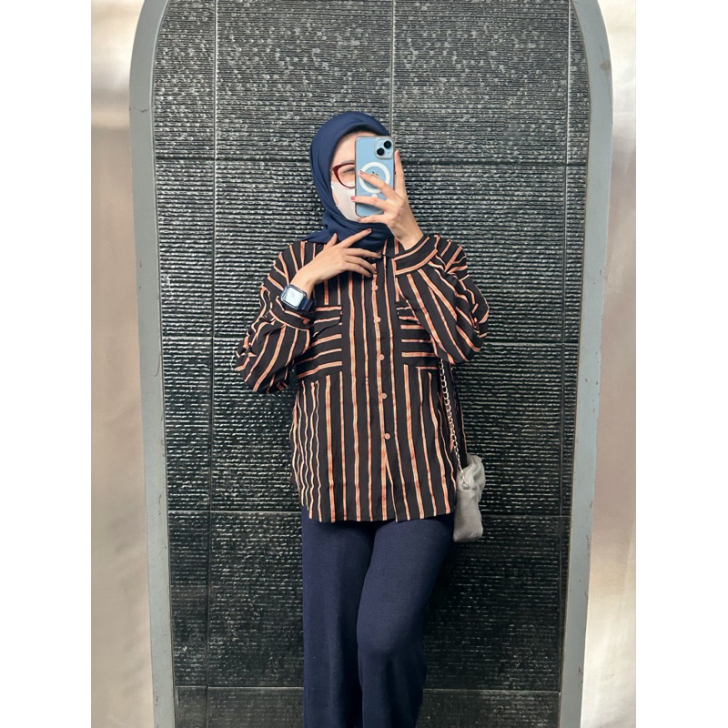 Alana Stripes Shirt | Kemeja motif garis | Kemeja Crinkle