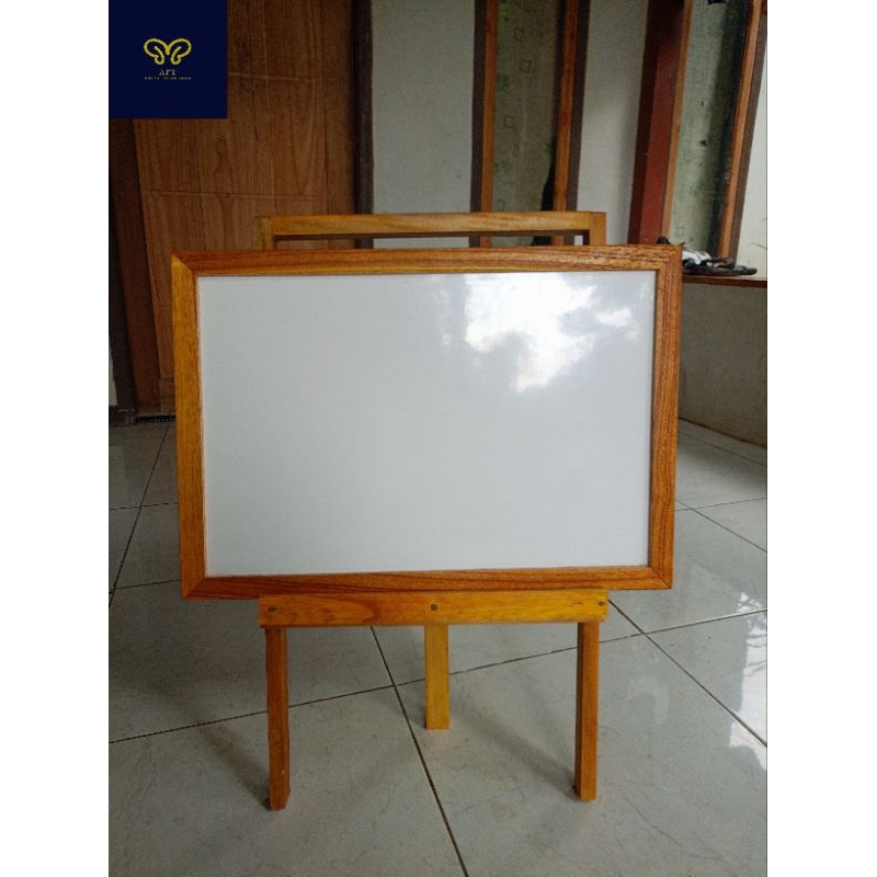 

papan tulis whiteboard belajar anak-anak ukuran T35×L50 +spidol+penghapus l