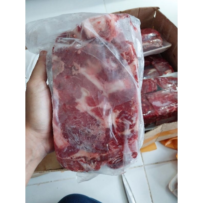 

Daging Sapi rendang Reguler utuh 1 kg termurah