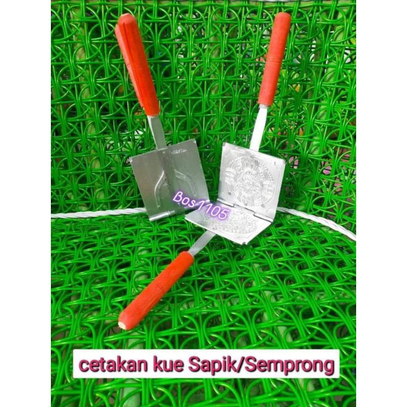 cetak kue sapik atau kue semprong