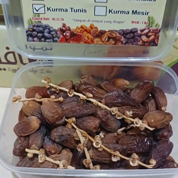 

Kurma tunis tangkai 1kg ASSAYARIF