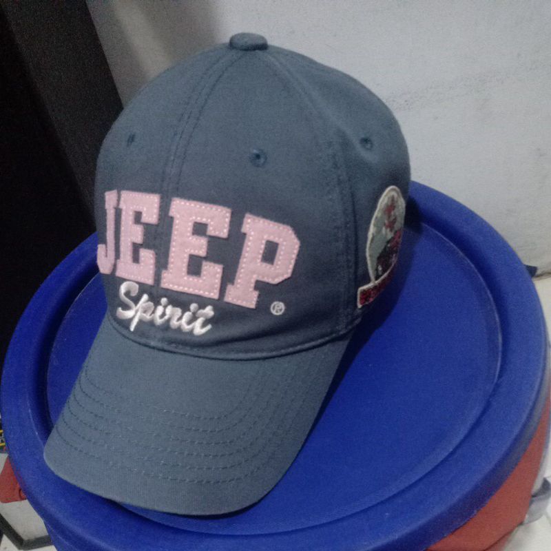 Topi Jeep