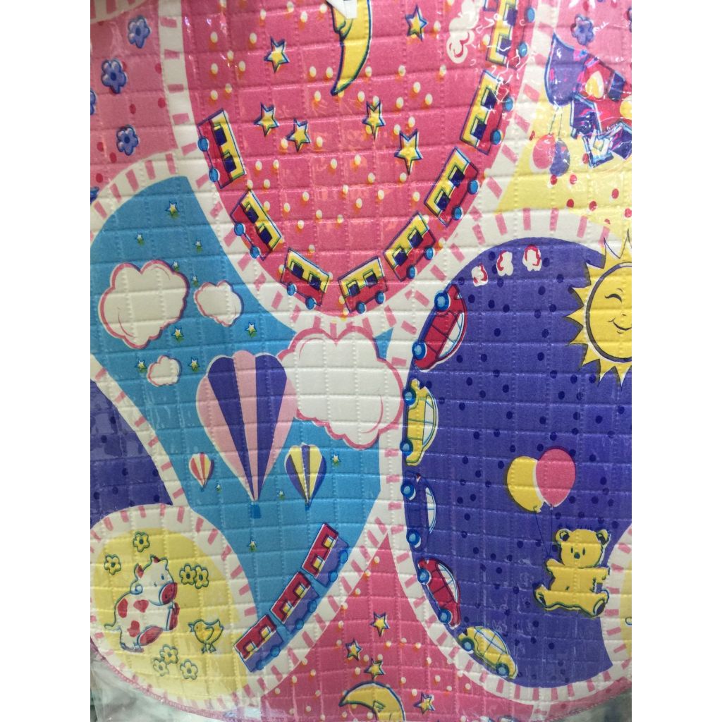 Perlak Pangku Gendong Bayi Alas Ompol