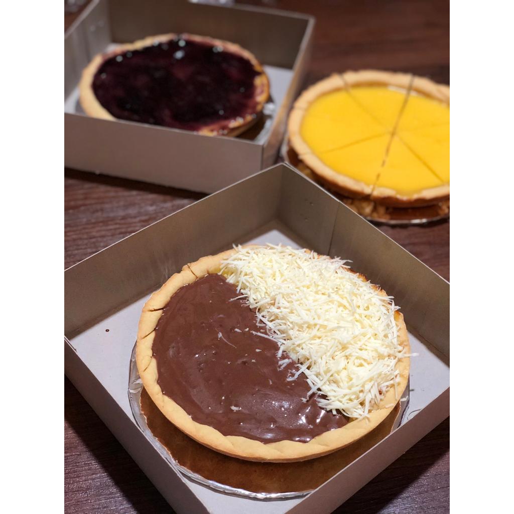 

Pie susu homemade (khusus pengiriman sameday dan instan)