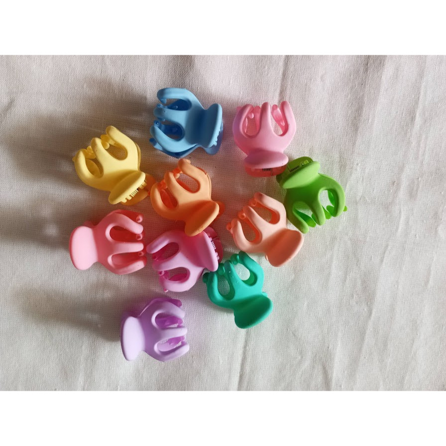 

Jedai Cakar 3 Ukuran 3 cm Random (Harga per PCS)