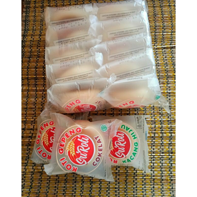 

Roti Gepeng / Pia basah Sri Roti isi 10 pcs