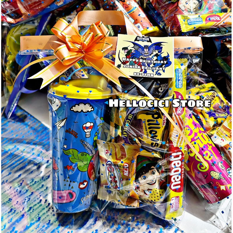 

HAMPERS PARCEL SNACK BINGKISAN + GELAS TUMBLER KEMASAN ULTAH