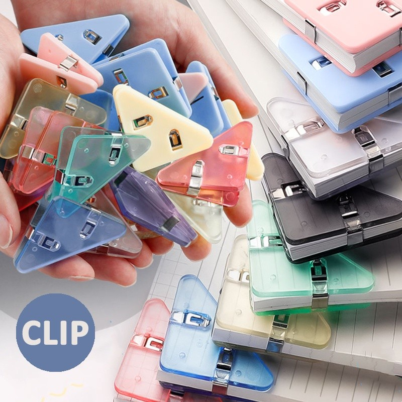 

Pembatas Halaman / Pembatas Buku / Penanda Buku / Penanda Halaman / Klip kertas/Klip Binder/Klip Sudut Kertas Segitiga Warna Warni -YuanYuanMall